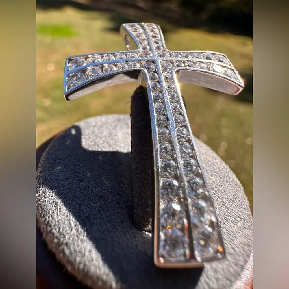 Sterling Silver 925 Cross Pendant With White CZ Stones Modern Curved Design